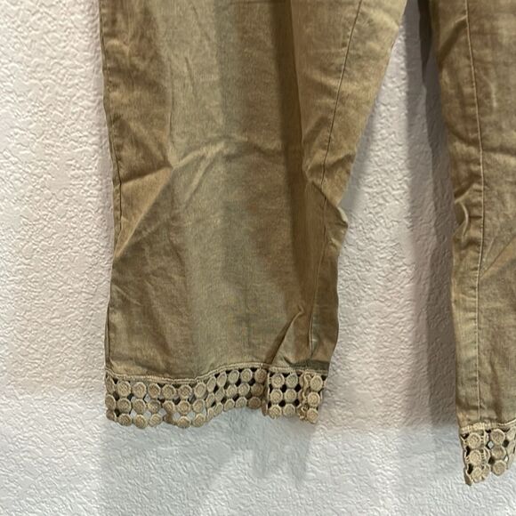 Dana Buchman Lightweight Linen Blend Crochet Hem Pull-On Crop Pants Size Large - Picture 3 of 7
